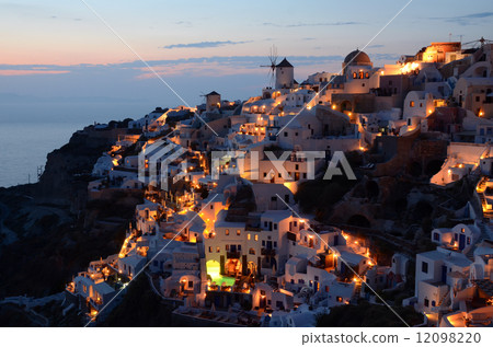 聖托里尼的視圖 12098220