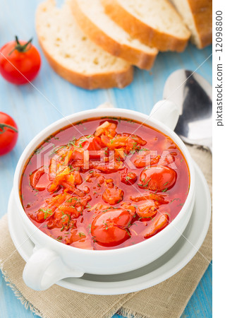 Vegetable soup in a bowl 12098800
