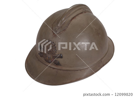 WW1 steel helmet 12099820