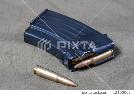 gun magazin with ammo gun magazin with ammo 12100001