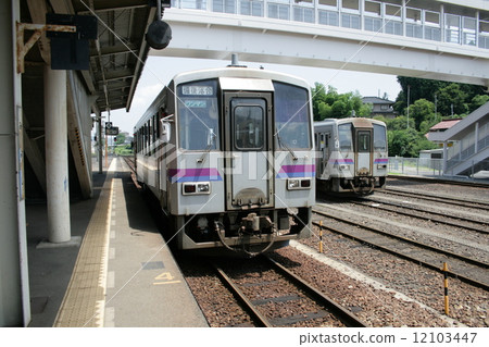 JR Arrive線的普通列車（鐵路） 12103447