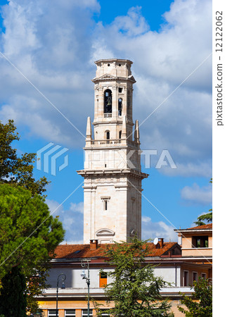 Bell Tower of Verona Cathedral - Italy Bell Tower of Verona Cathedral - Italy 12122062