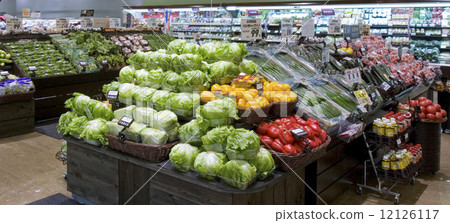 [Store] Supermarket fruit and vegetable section 12126117