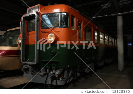 線性鐵路大廈：165系列火車 12128580