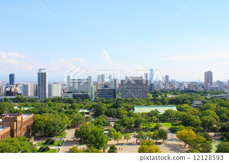 Osaka Castle Park (towards Tennoji) 12128593