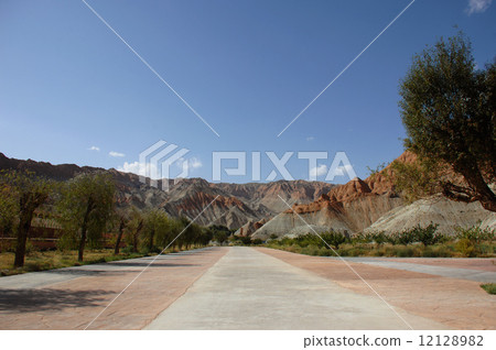 青海高野國家地質公園·Achiyun七色山彭區 12128982