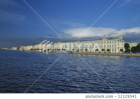 Palace embankment in St. Petersburg 12129341
