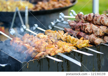 grill chicken and pork 12130139