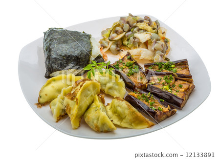 Japan traditional food 12133891