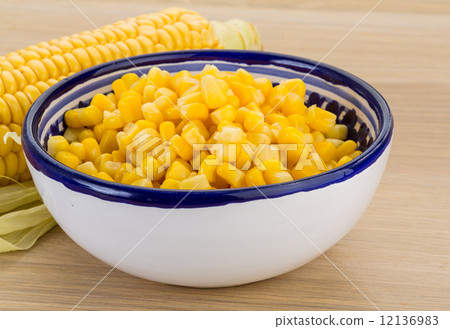 Sweet corn Sweet corn 12136983