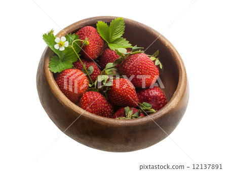Ripe strawberry Ripe strawberry 12137891