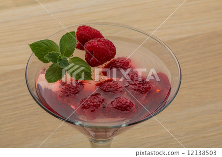 Raspberry gelly 12138503