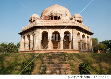 Delhi Delhi 12143516