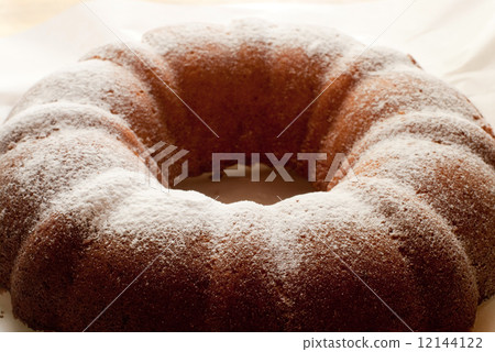 Pound cake 12144122