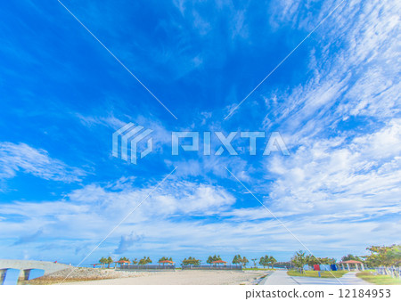 Summer sky of Okinawa Summer sky of Okinawa 12184953