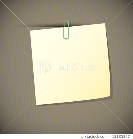 Green read note paper with paperclip, 12185267