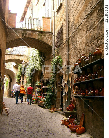 Orvieto's path 12190632
