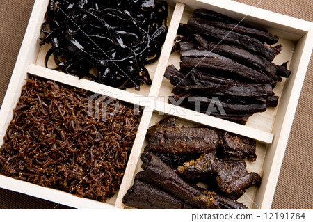 Tsukudani Tsukudani 12191784