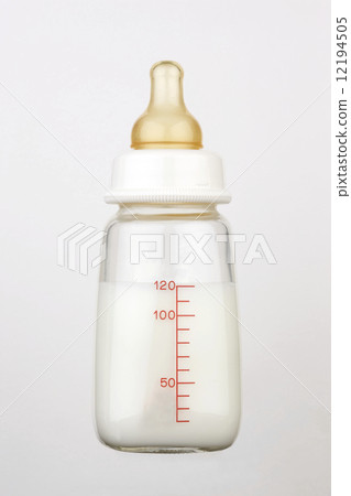 baby bottle  12194505