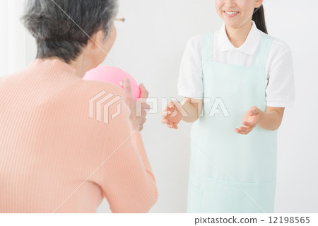 家訪護理形象 12198565