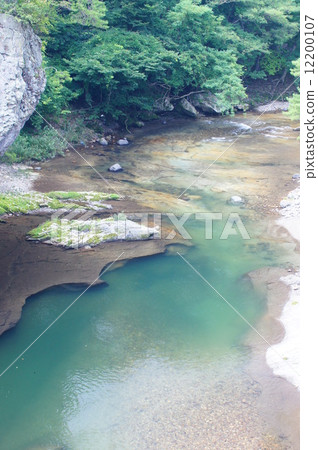 Fubuzuki waterfall 12200107