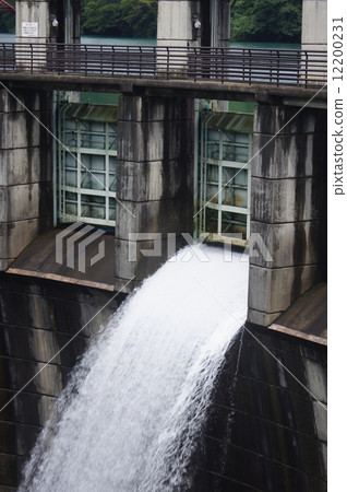 40 thousand dam 40 thousand dam 12200231