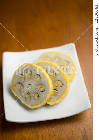 Kumamoto tossed lotus root 12200663