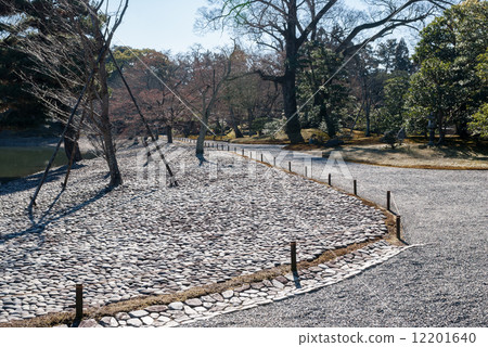 The sand dune palace of Nankei and the beach of Sakura 12201640