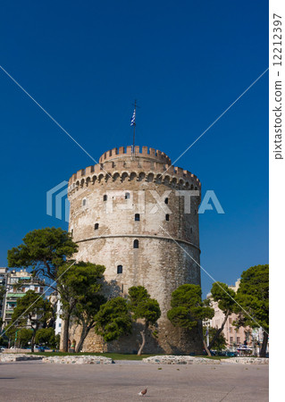 The white tower at Thessaloniki city 12212397