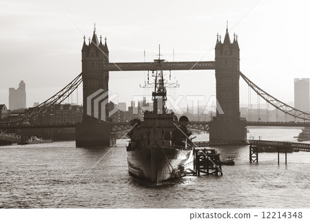 Thames River London Thames River London 12214348