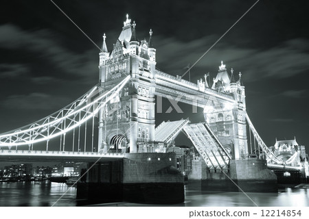 Tower Bridge London Tower Bridge London 12214854