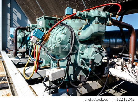 Air conditioning compressor Air conditioning compressor 12215242