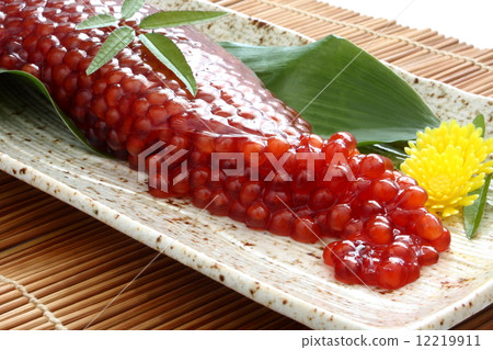 Sarcophagus Ikulea fish egg ingredients 12219911