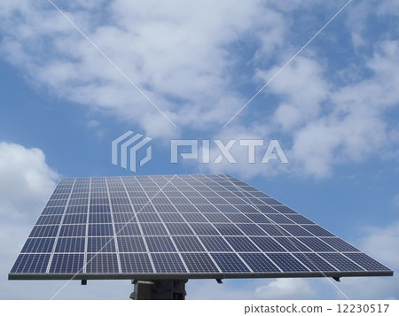 用於發電的太陽能電池板 12230517