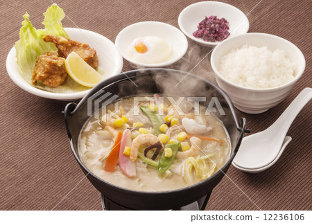 Champong鍋熱甜鍋 Champong鍋熱甜鍋 12236106