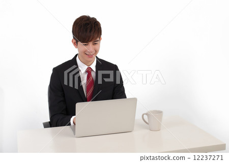 WS Laptop Sitting WS Laptop Sitting 12237271