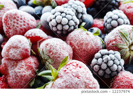 frozen berries frozen berries 12237974