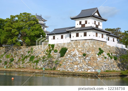 Imabari Castle in early autumn Imabari Castle in early autumn 12238738