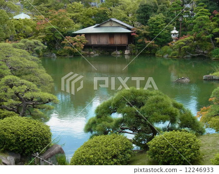 Japanese garden of Sagakuen 12246933