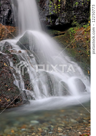 神馬瀑布 12250773