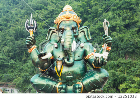 Lord Ganesha 12251038