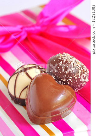 Chocolate candies and gift box Chocolate candies and gift box 12251392
