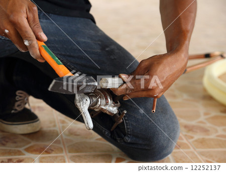 expanding copper pipe 12252137