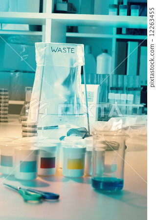 Wastebasket 12263455