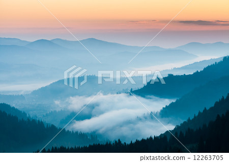 fog and cloud mountain valley landscape 12263705