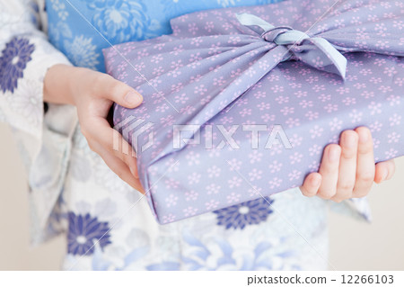 Yukata 12266103