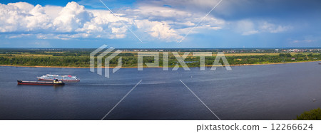 View from the steep banks of the Volga 12266624