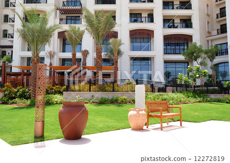 Building and recreation area of the luxury hotel, Saadiyat islan Building and recreation area of the luxury hotel, Saadiyat islan 12272819