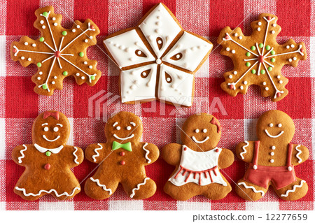 Christmas gingerbread couples cookies Christmas gingerbread couples cookies 12277659