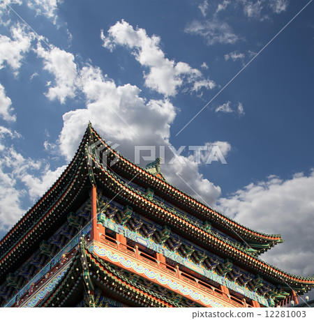 Zhengyangmen Gate (Qianmen). This famous gate is located at the south of Tiananmen Square in Beijing Zhengyangmen Gate (Qianmen). This famous gate is located at the south of Tiananmen Square in Beijing 12281003